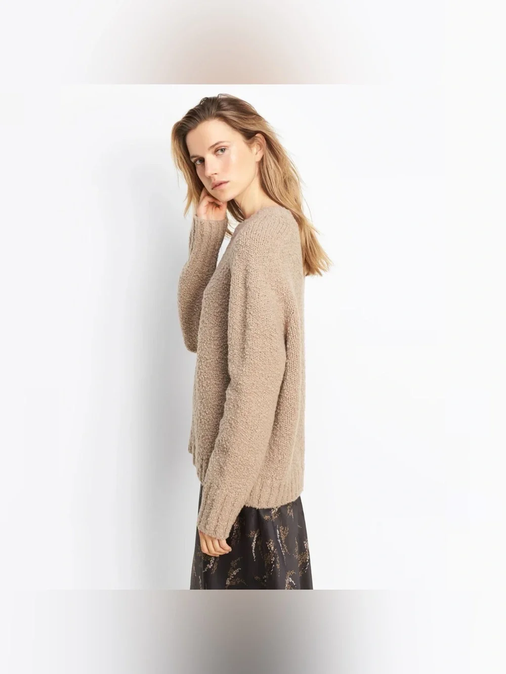 New NWOT Women’s Vince Oversized Soft Italian Knit Wool Sweater in Desert Clay